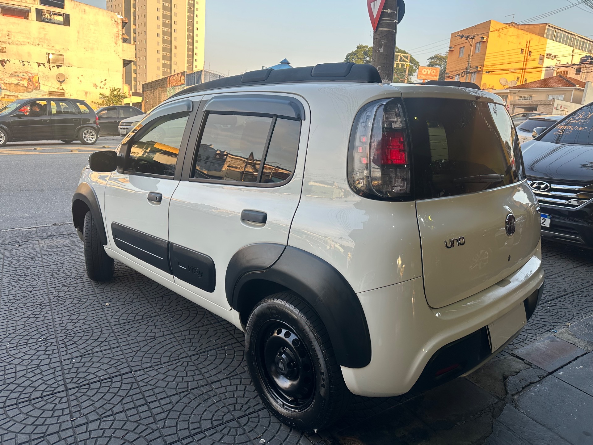FIAT UNO