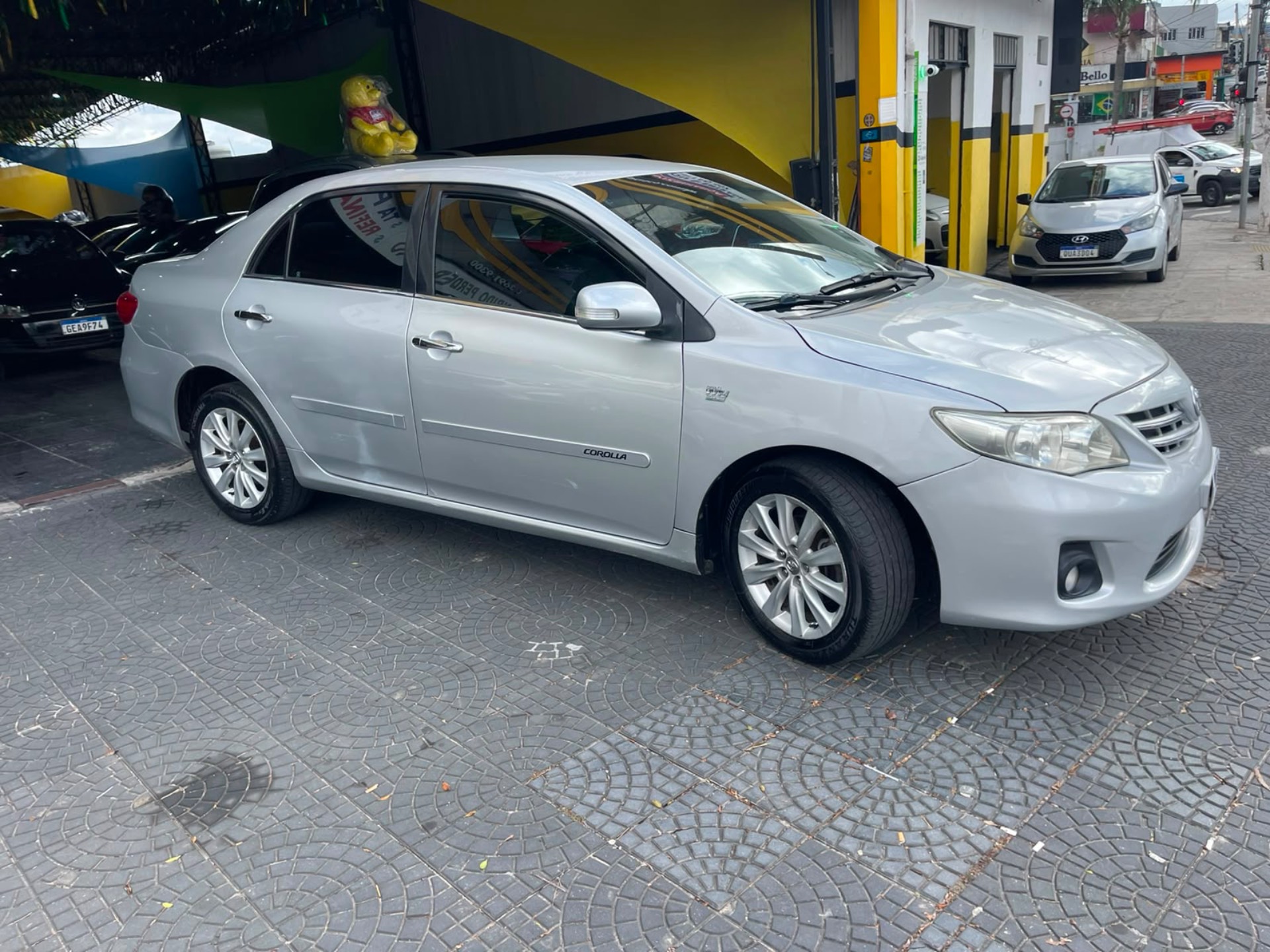 TOYOTA COROLLA