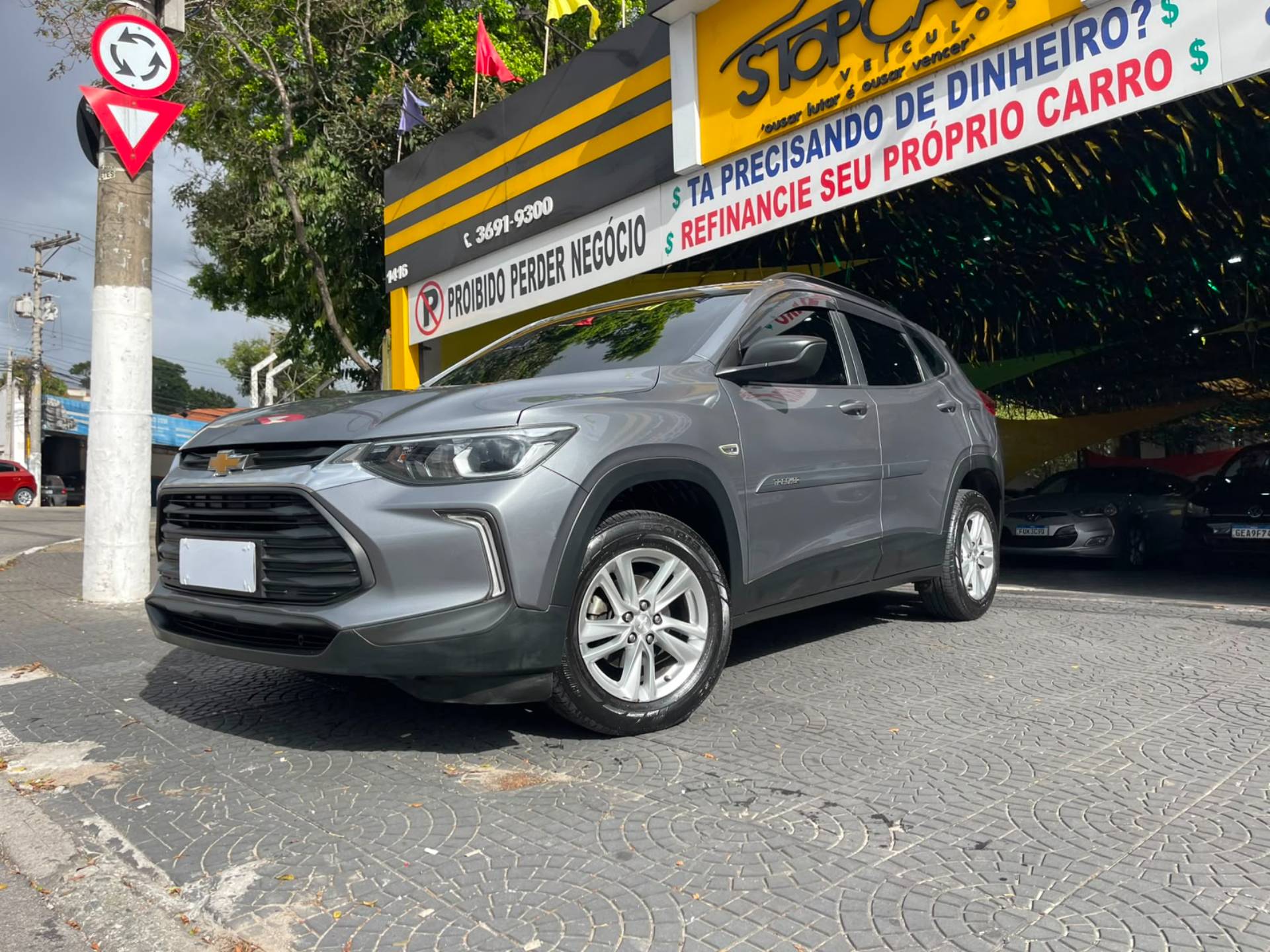 CHEVROLET TRACKER