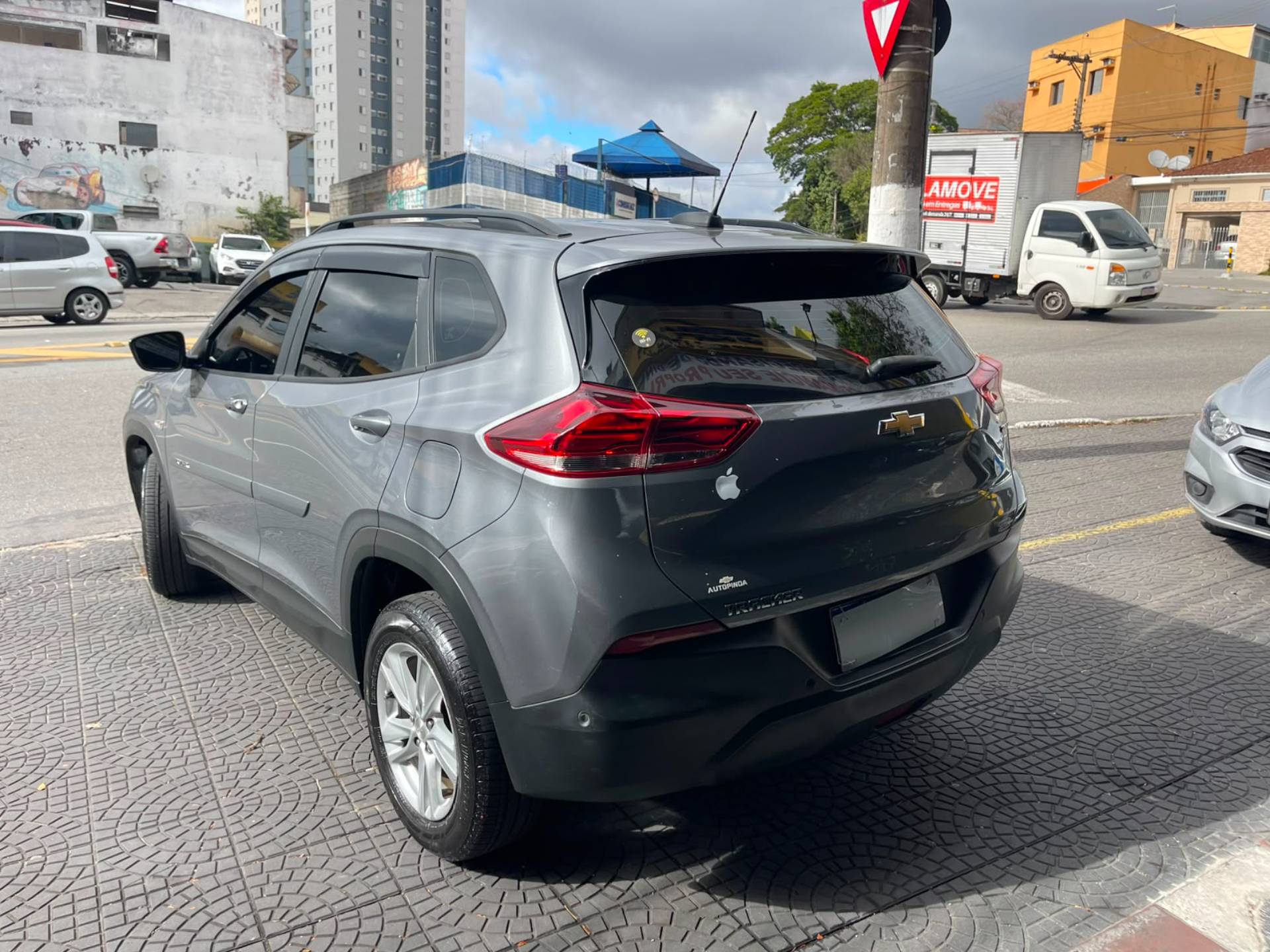 CHEVROLET TRACKER