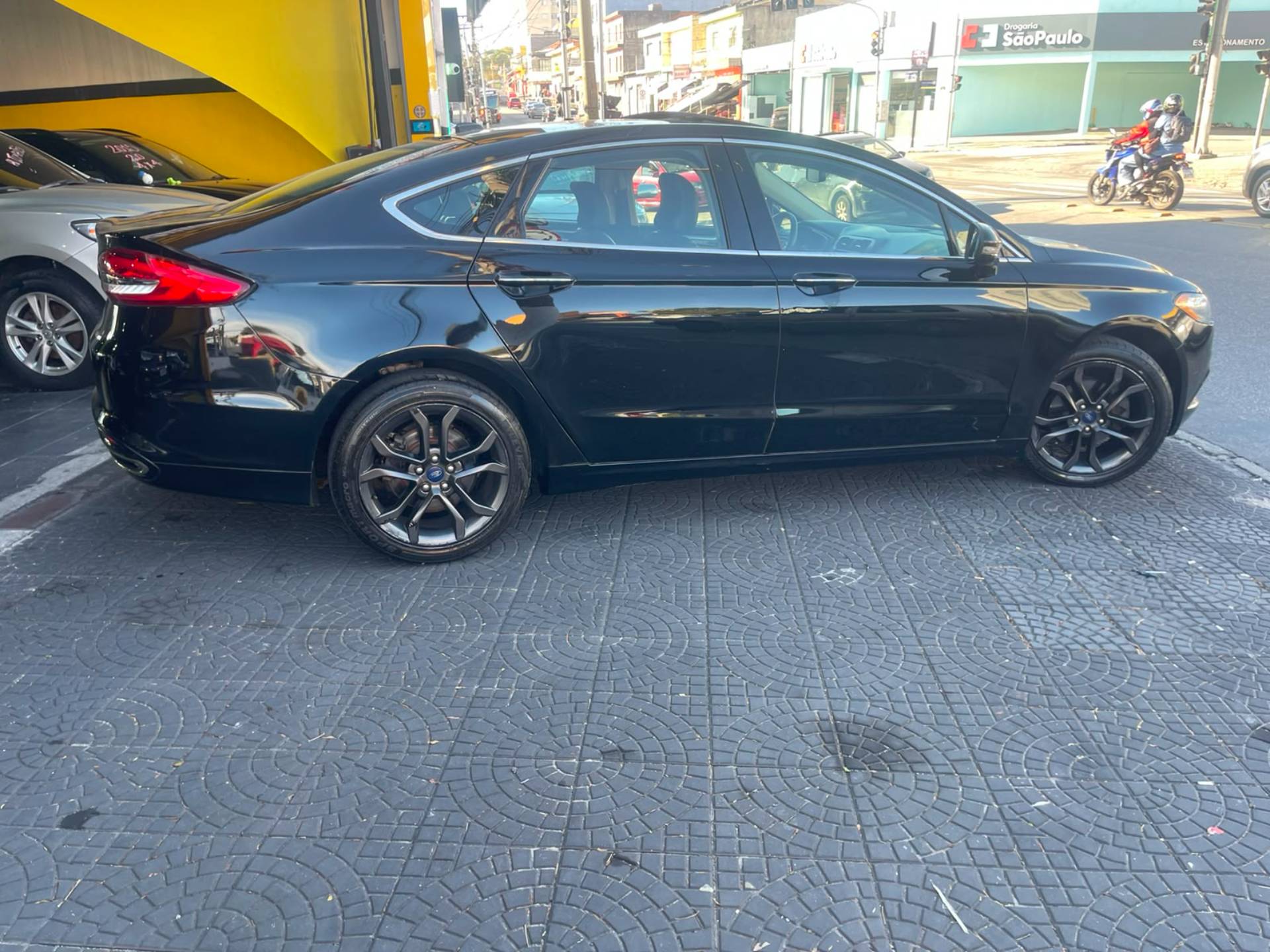 FORD FUSION