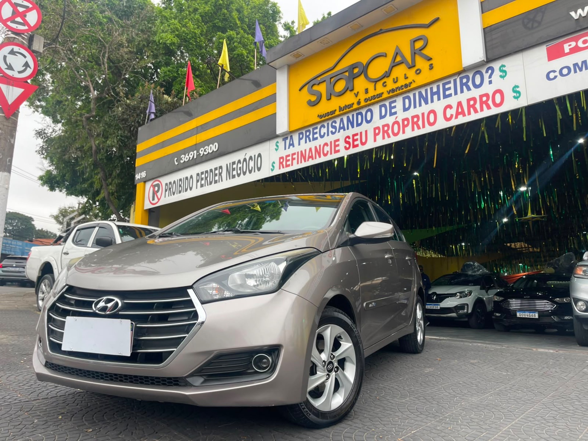 HYUNDAI HB20S