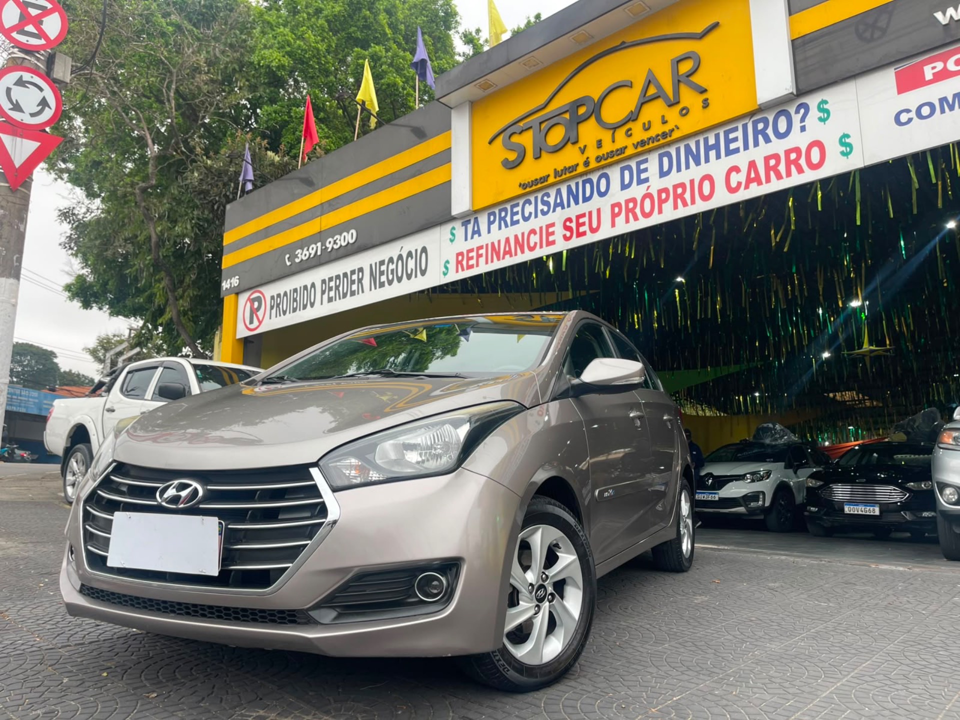 HYUNDAI HB20S