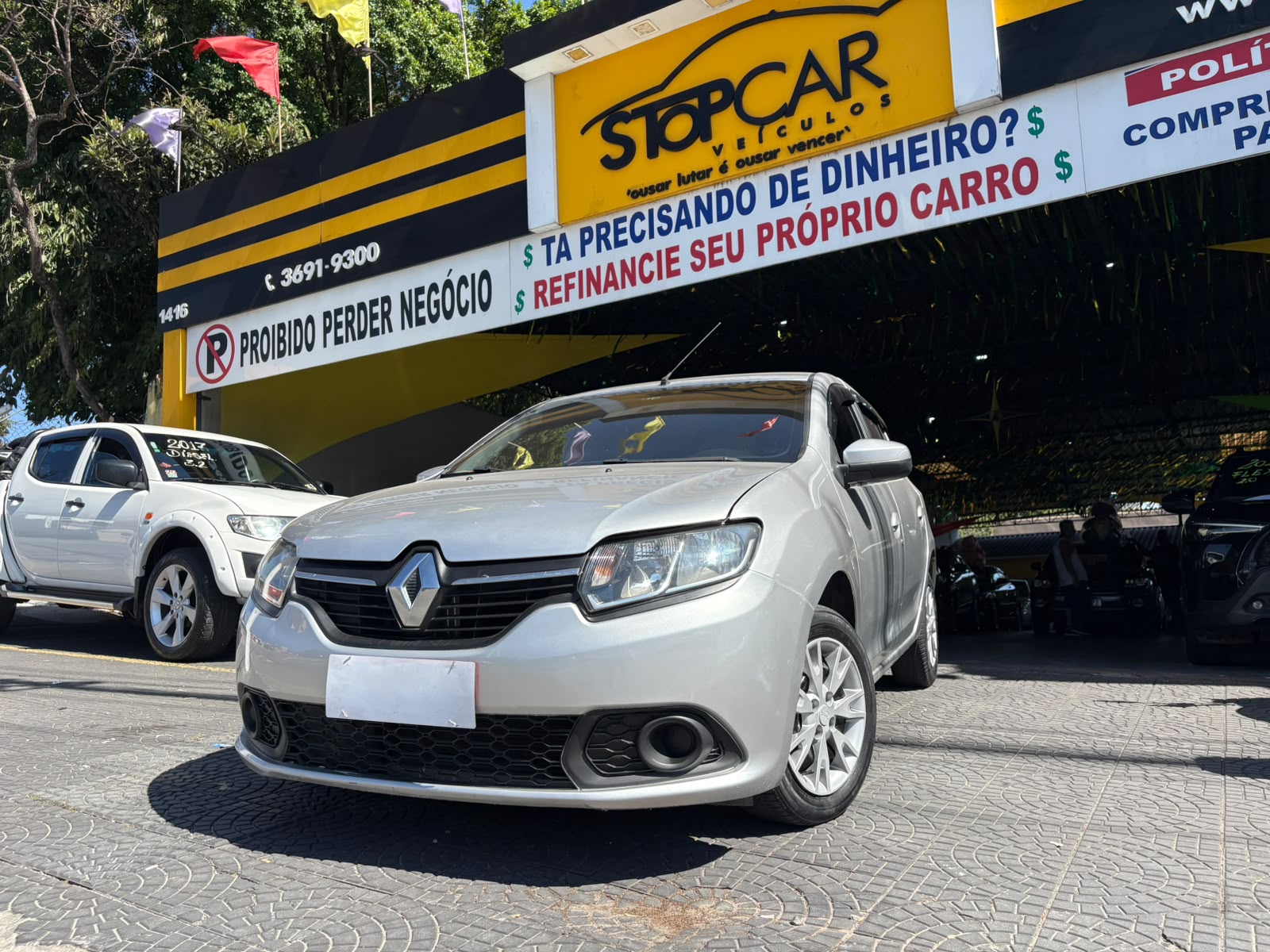 RENAULT SANDERO