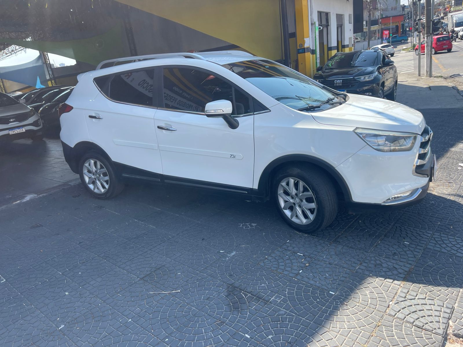 JAC T5