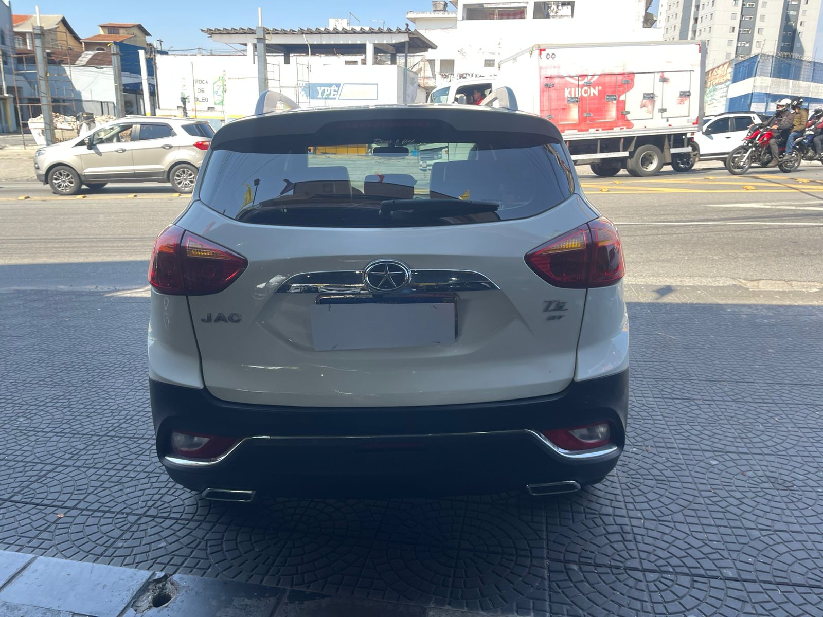 JAC T5