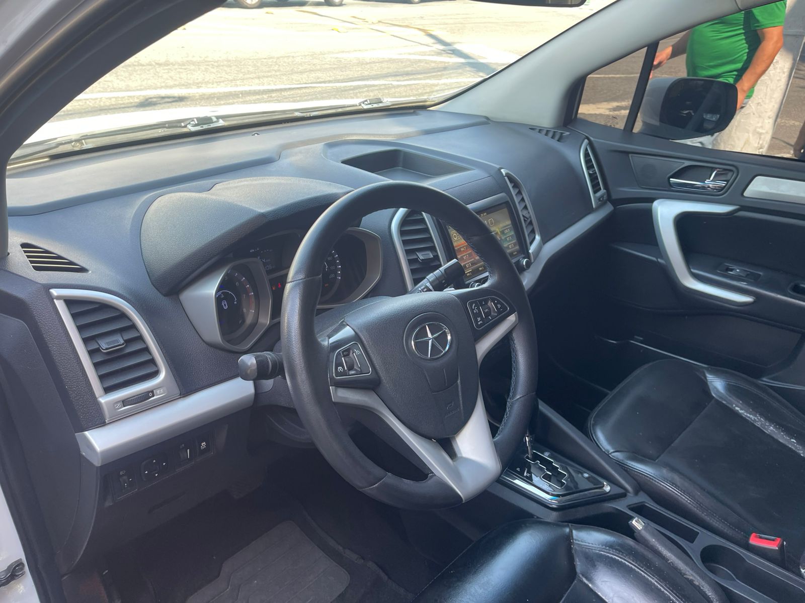 JAC T5