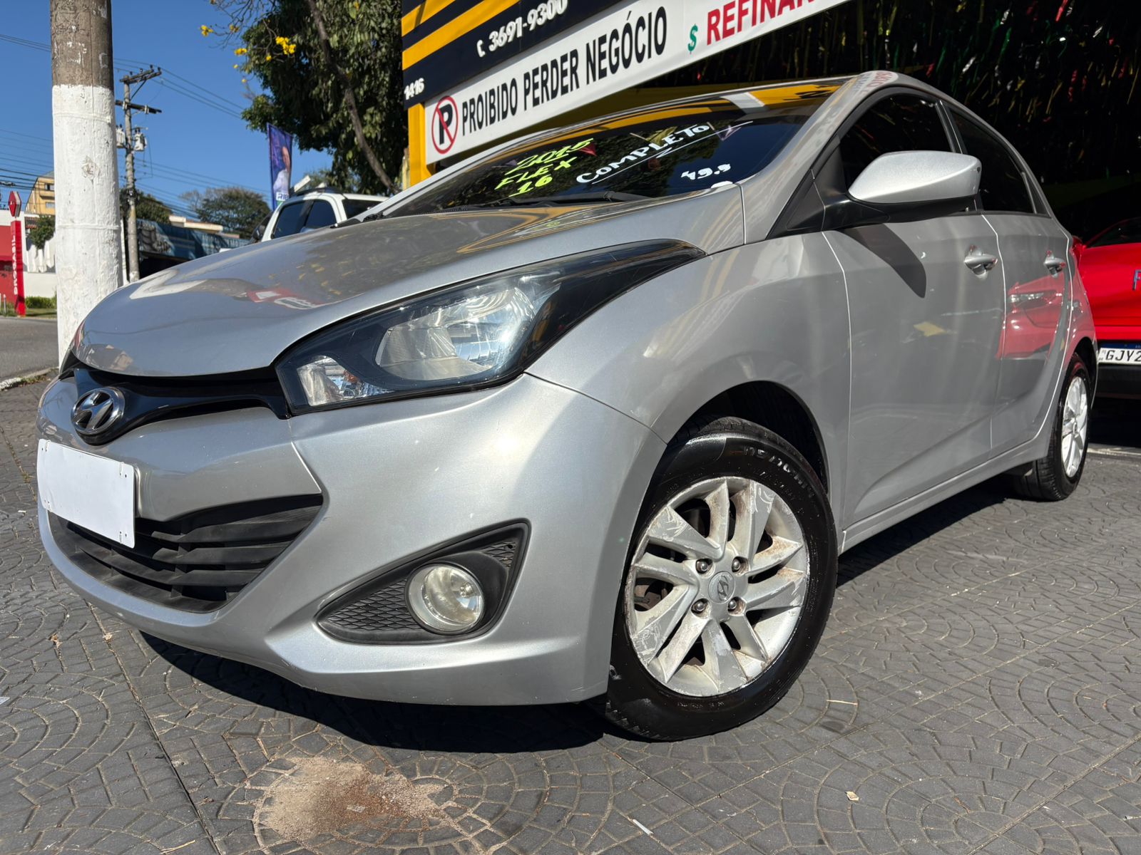 HYUNDAI HB20