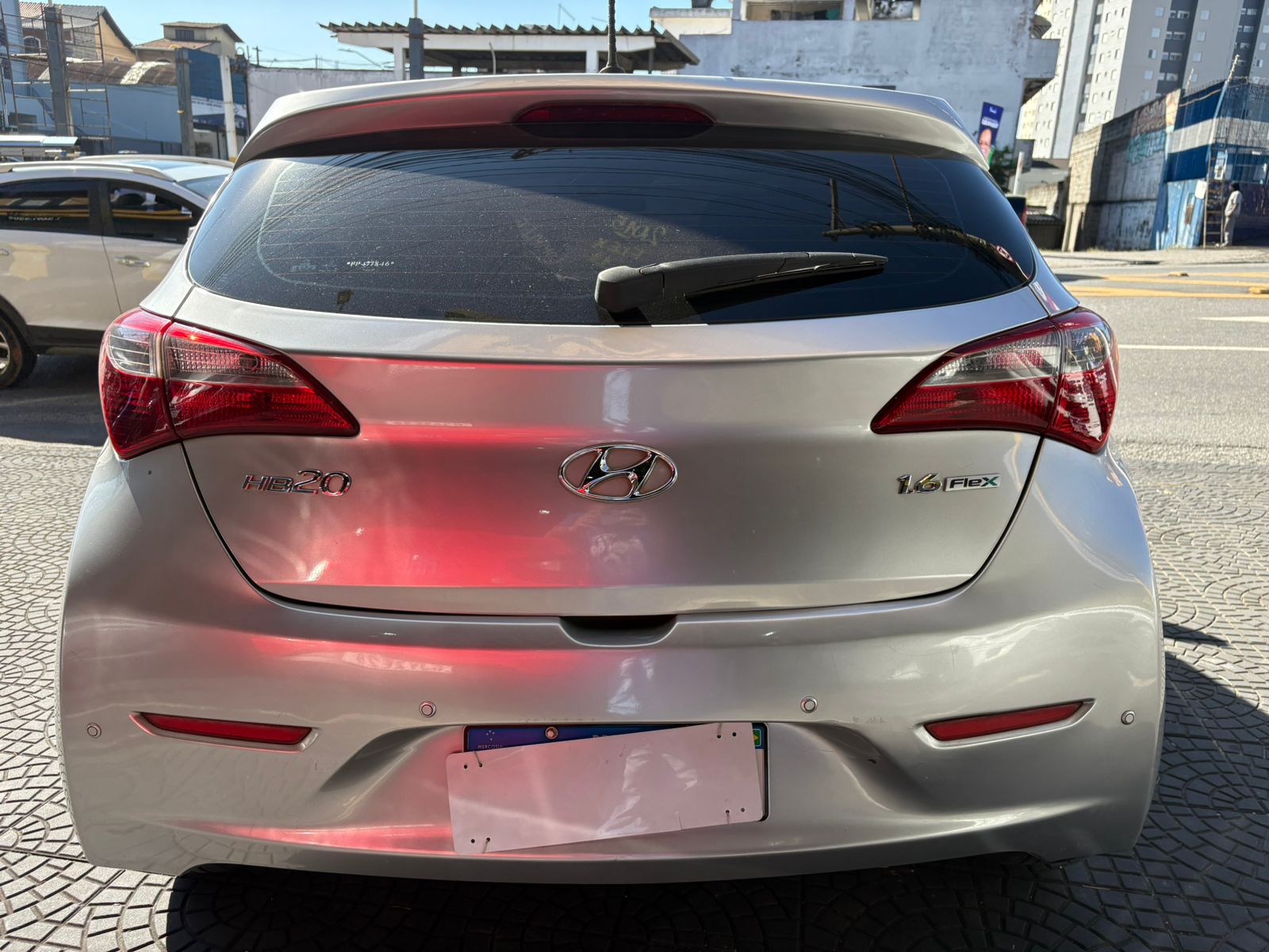 HYUNDAI HB20
