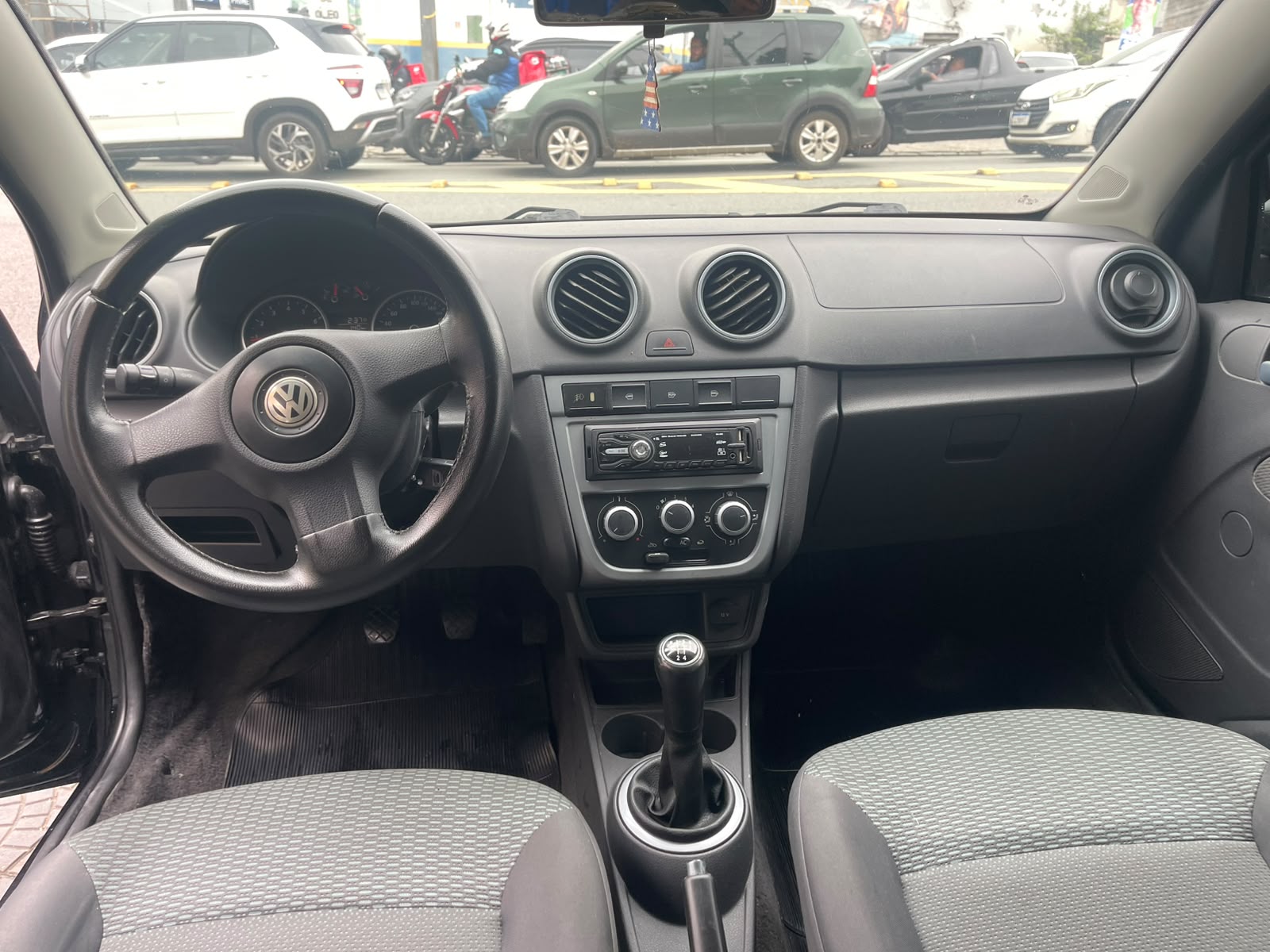 VOLKSWAGEN GOL