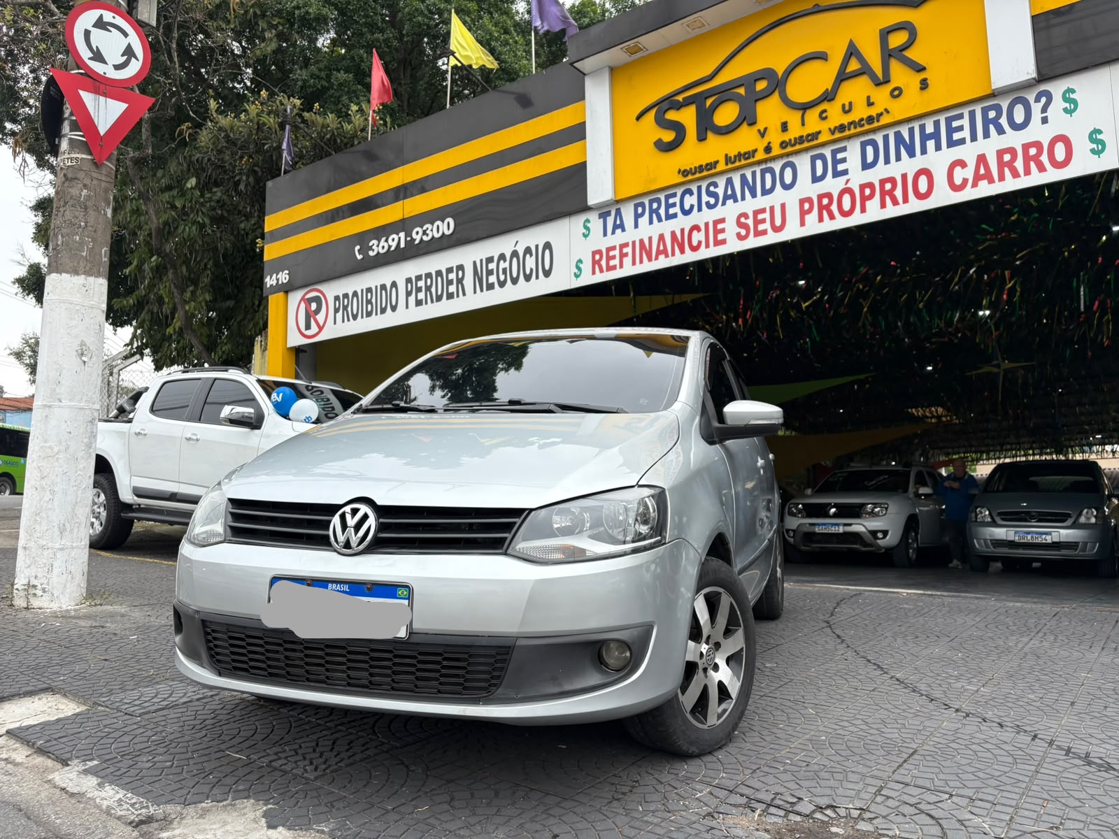 VOLKSWAGEN FOX