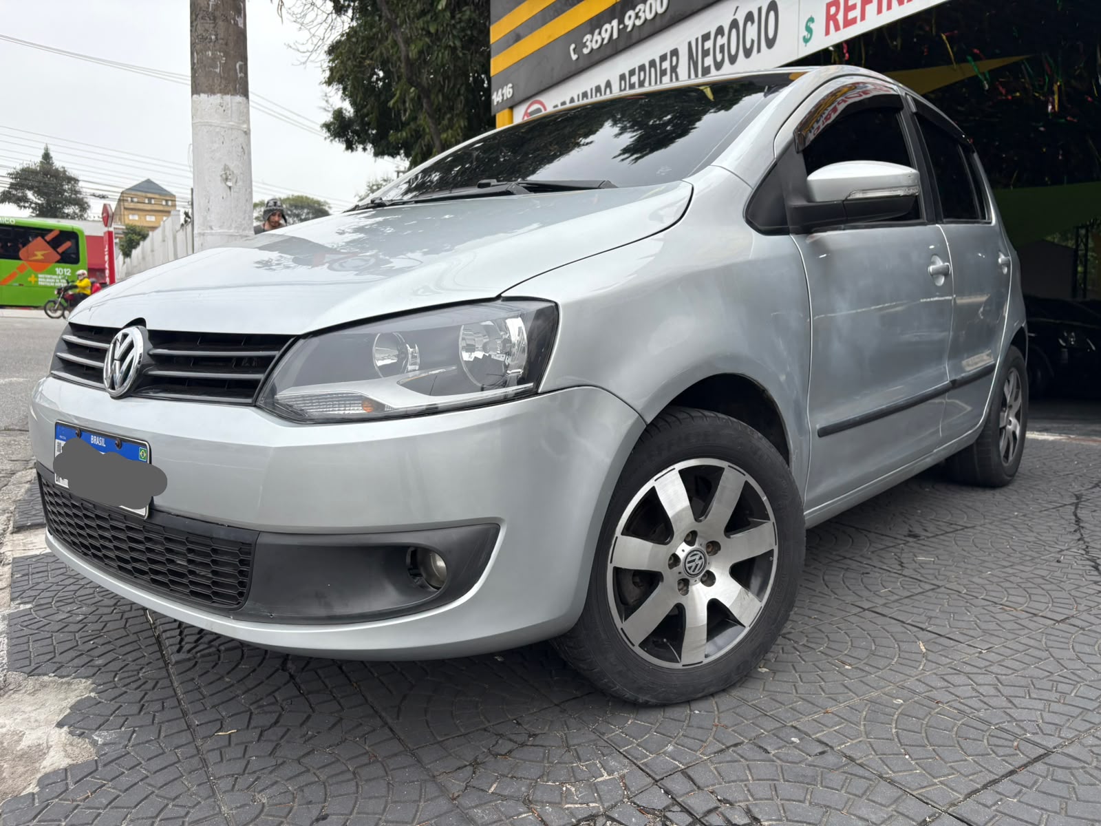 VOLKSWAGEN FOX