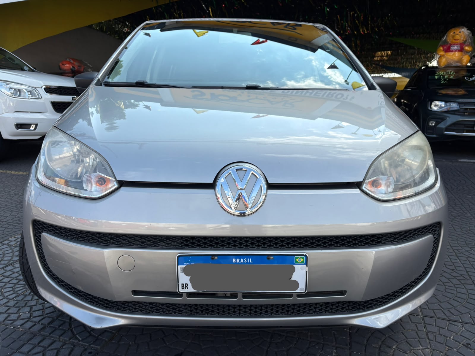 VOLKSWAGEN UP