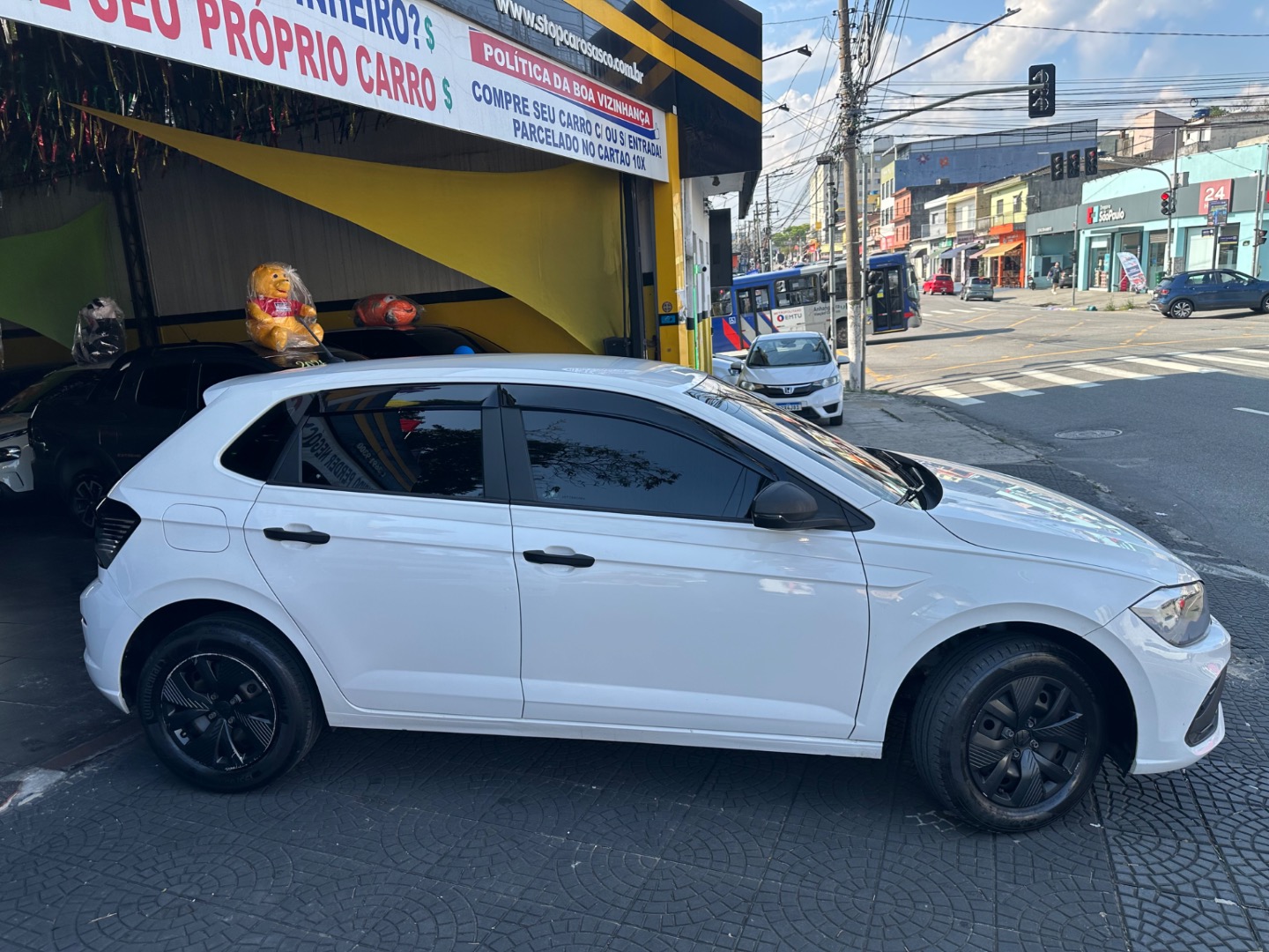 VOLKSWAGEN POLO