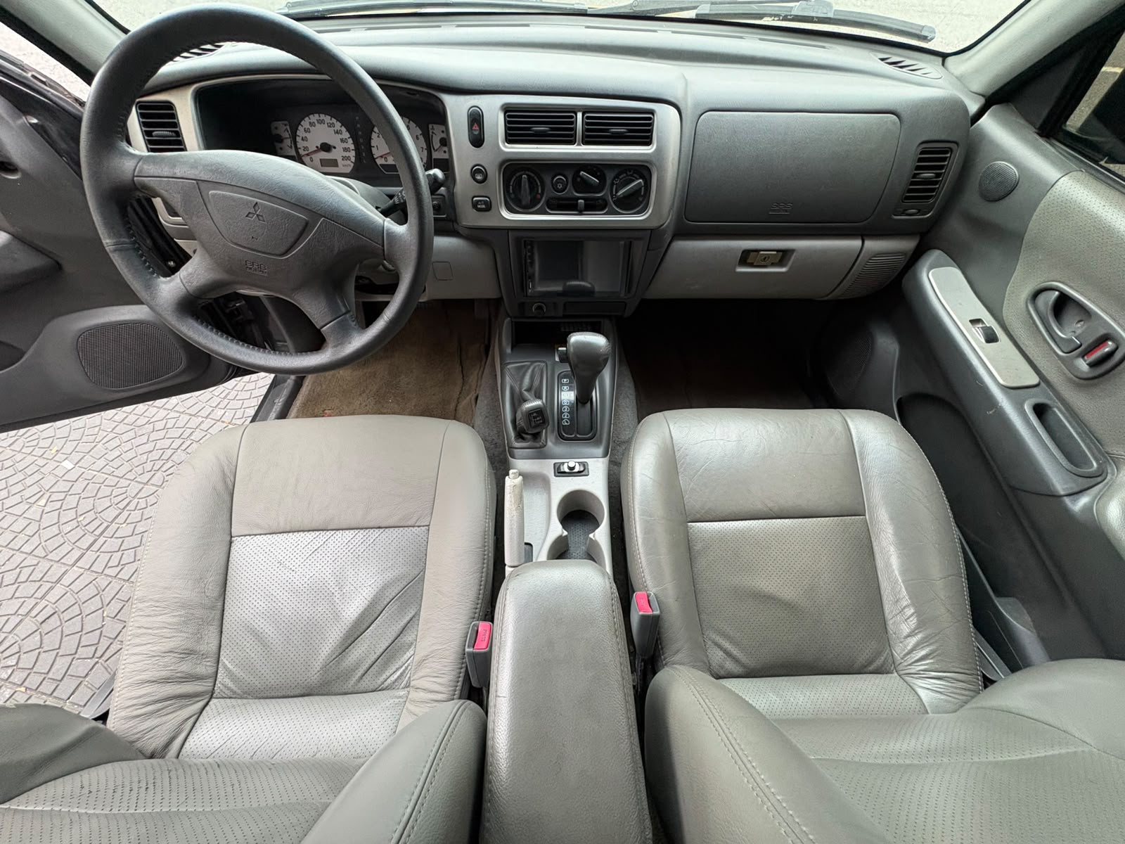 MITSUBISHI PAJERO SPORT