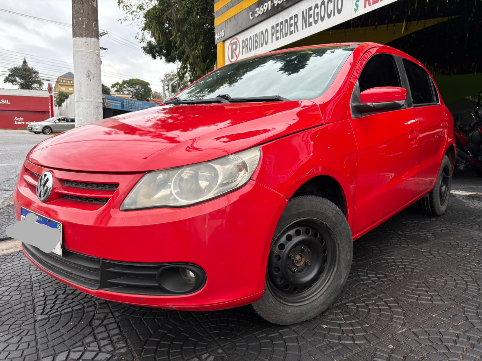VOLKSWAGEN GOL