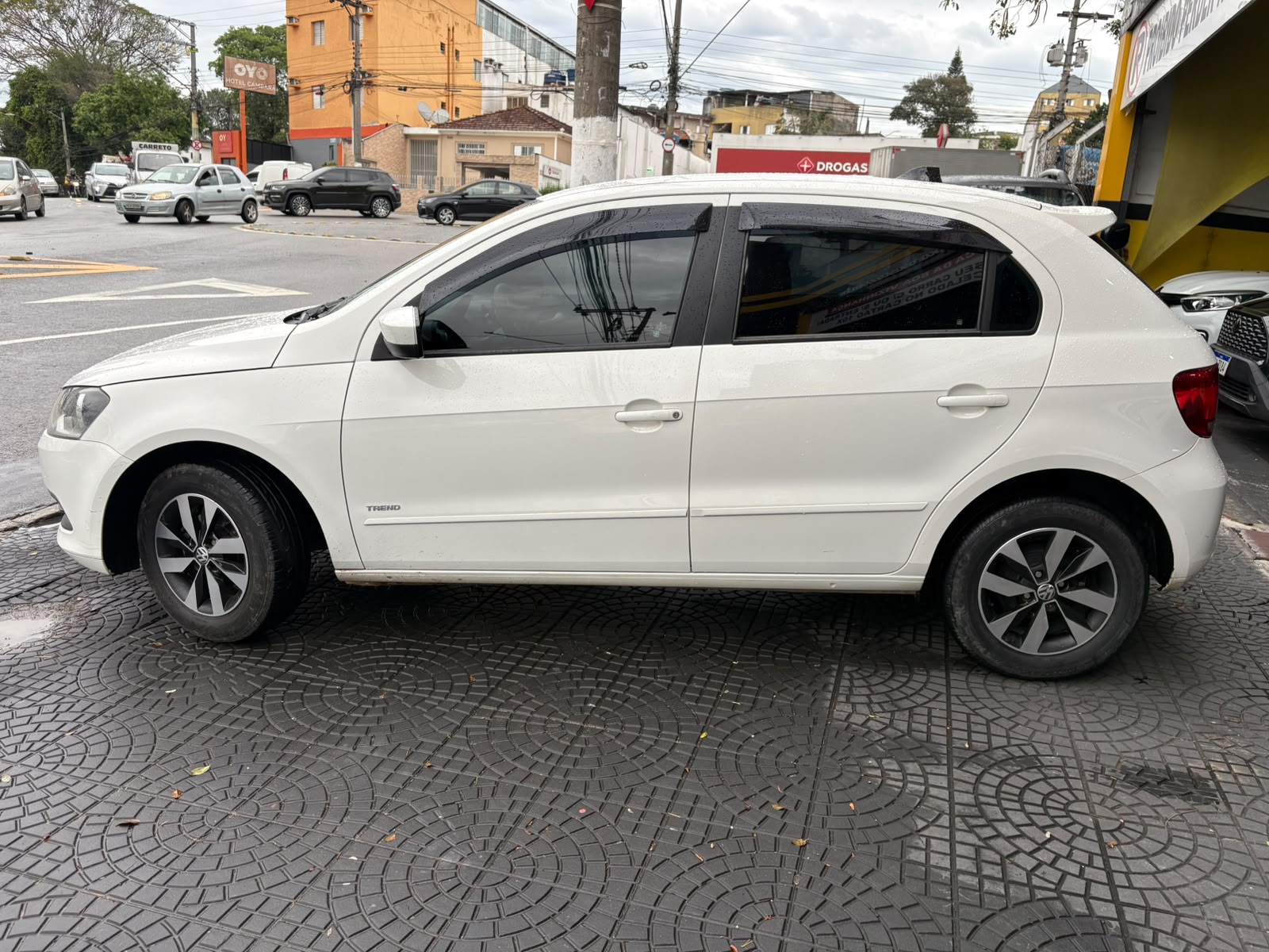 VOLKSWAGEN GOL