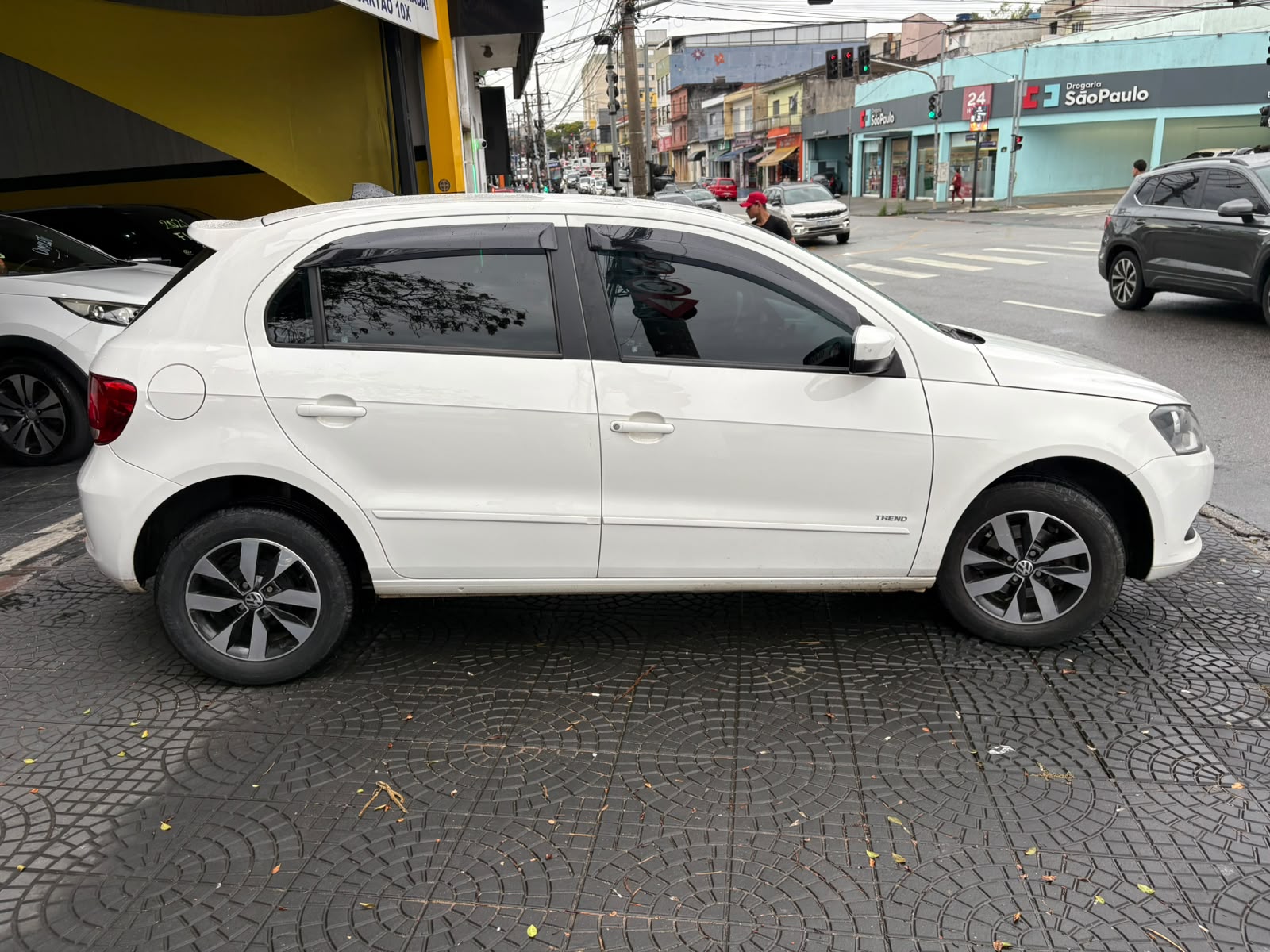 VOLKSWAGEN GOL