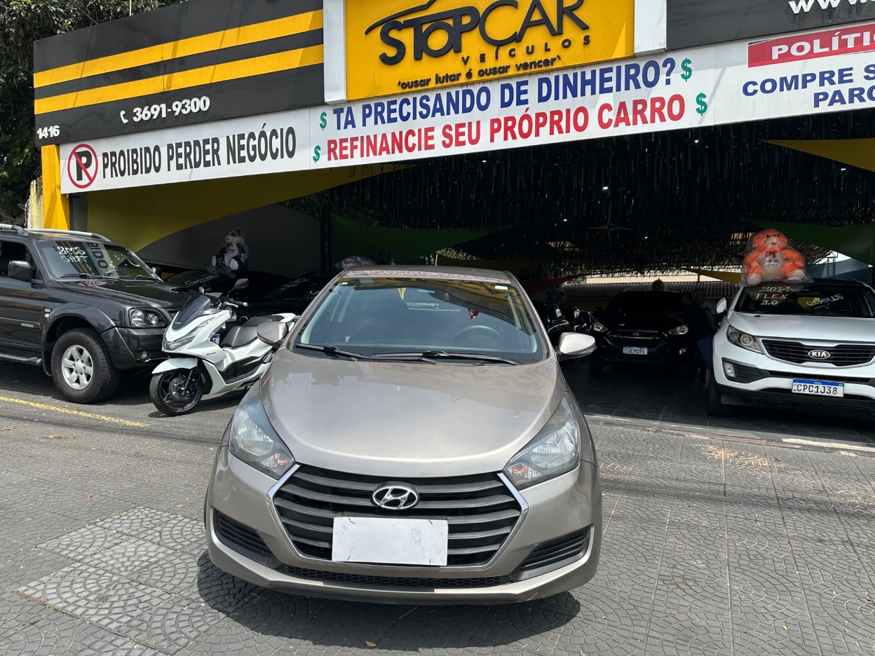 HYUNDAI HB20
