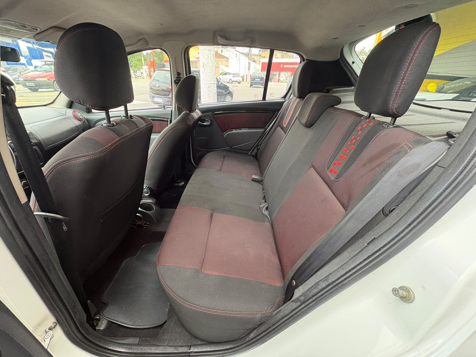 RENAULT SANDERO