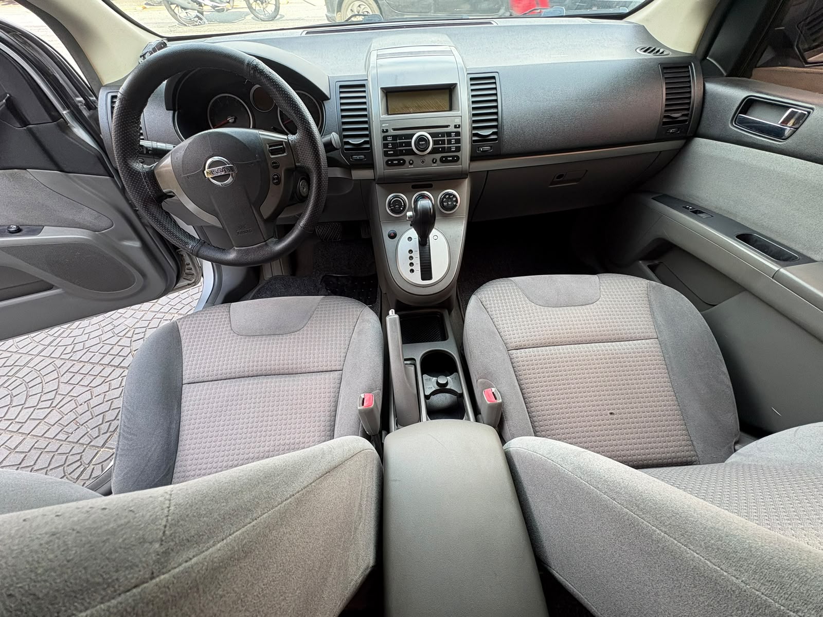 NISSAN SENTRA