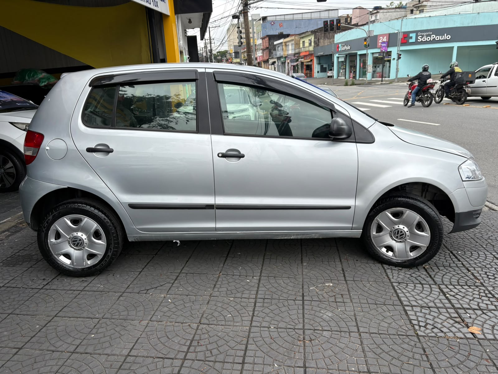 VOLKSWAGEN FOX
