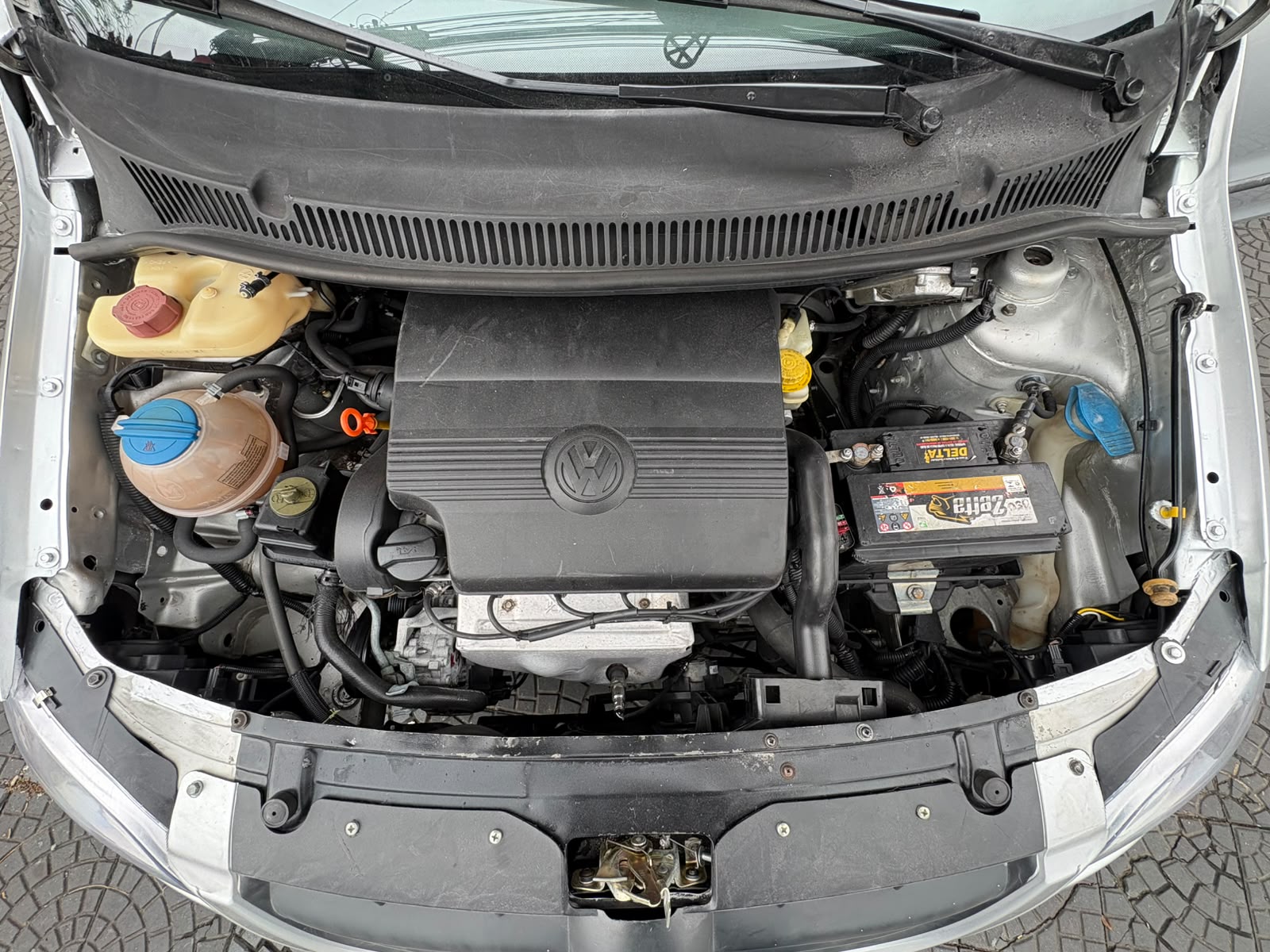 VOLKSWAGEN FOX