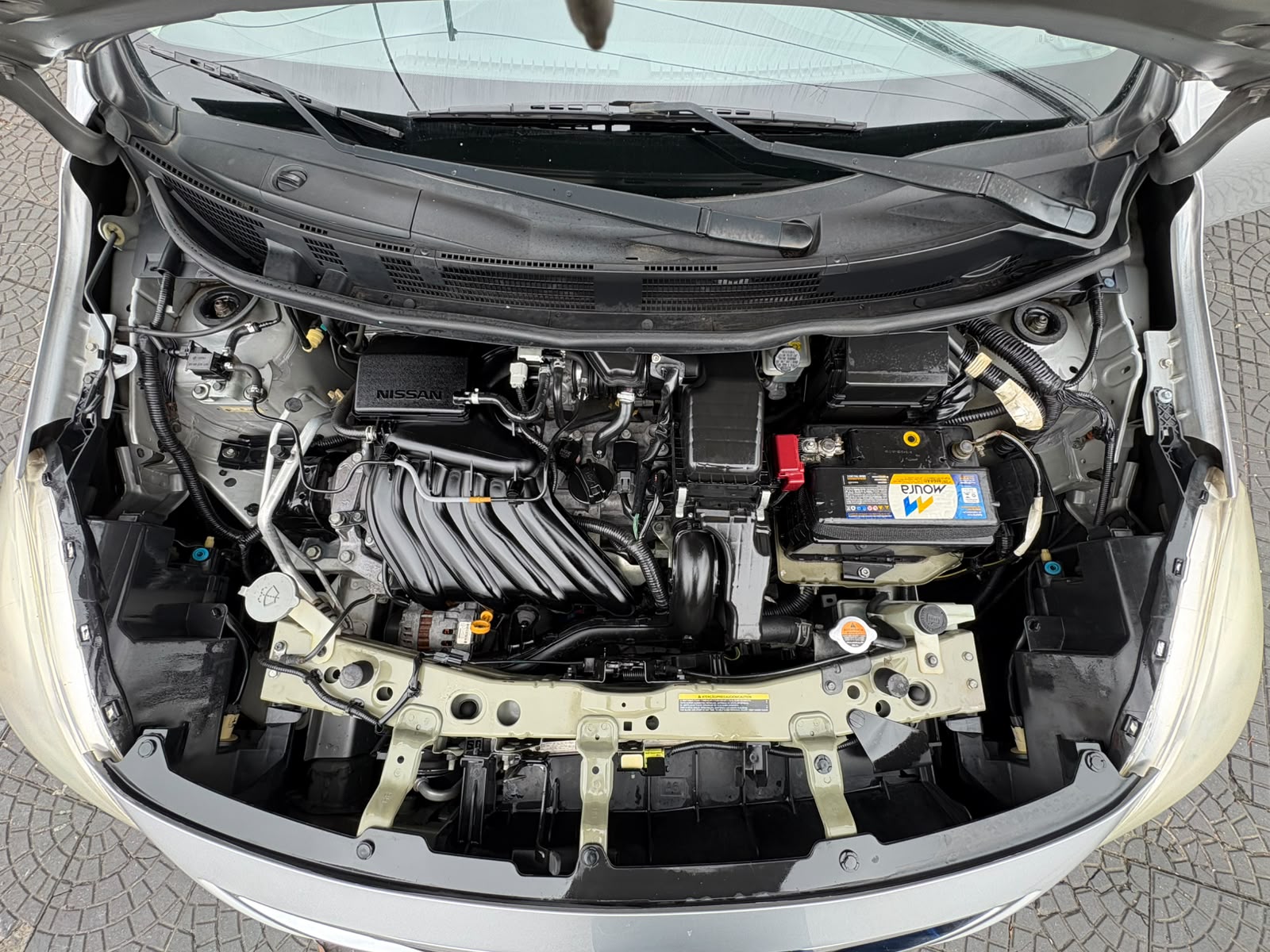 NISSAN VERSA