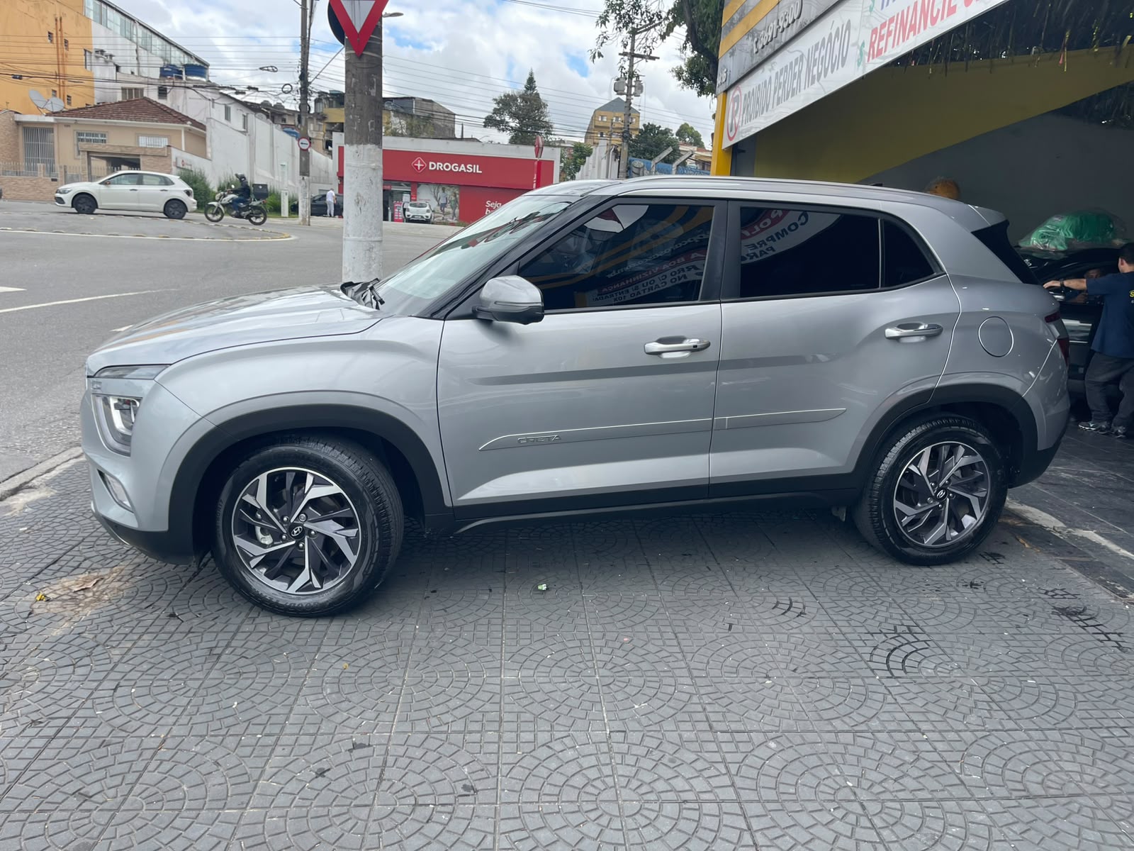 HYUNDAI CRETA