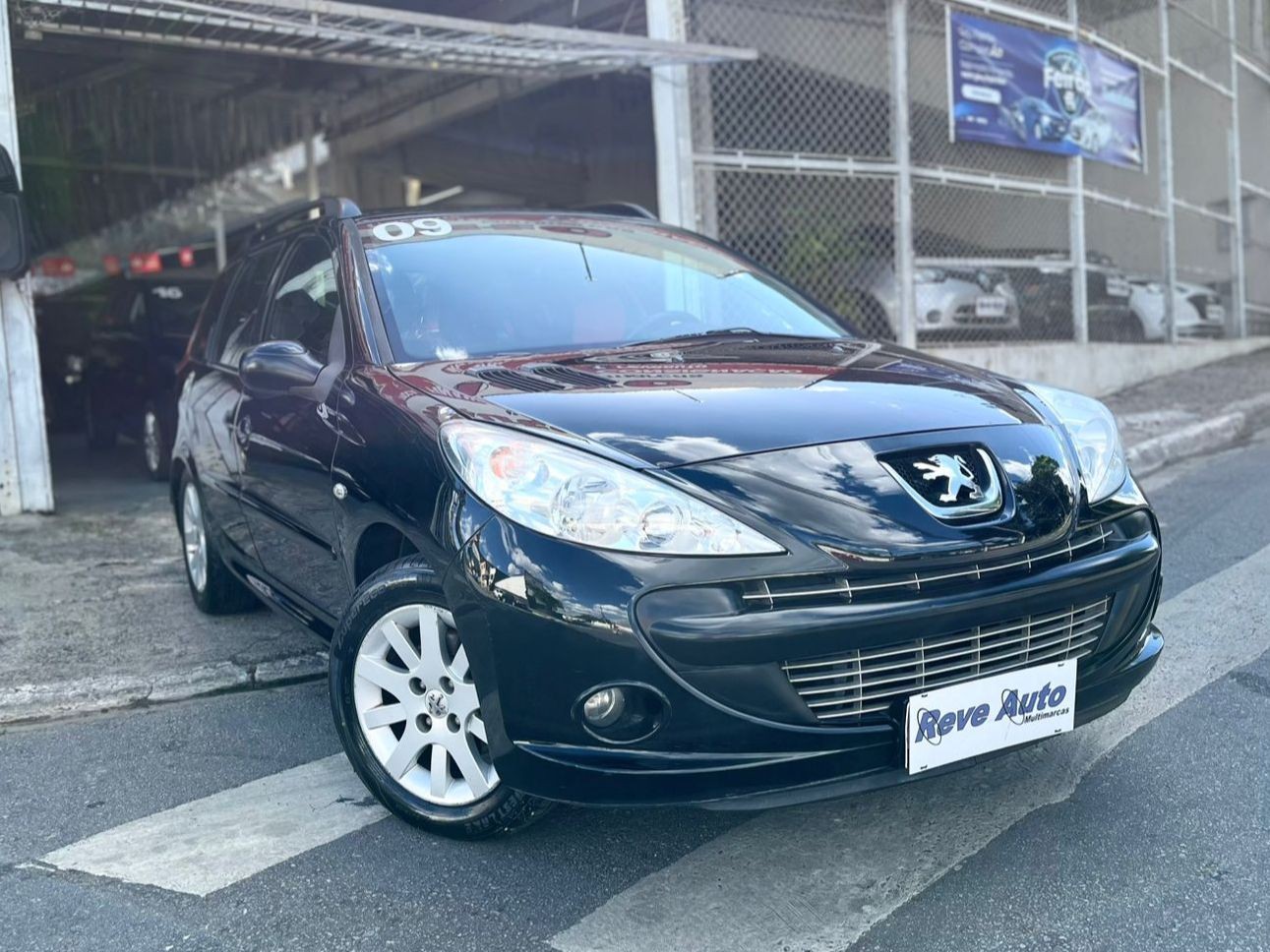 PEUGEOT 207