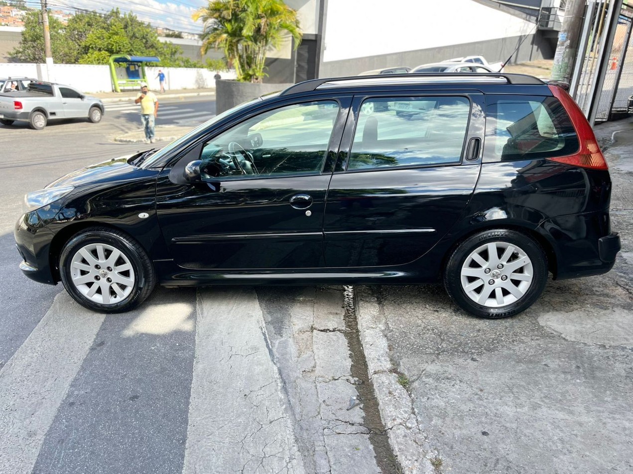 PEUGEOT 207