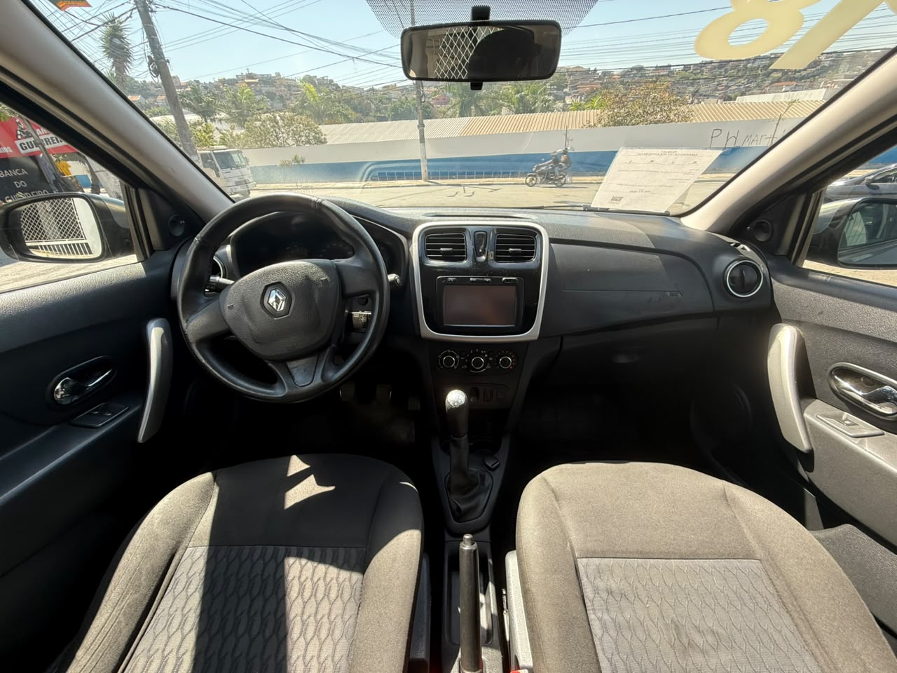 RENAULT SANDERO