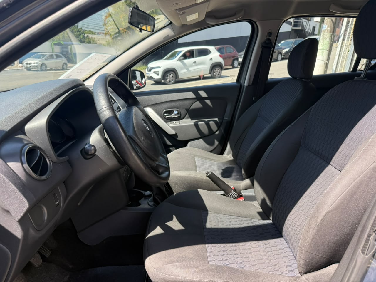 RENAULT SANDERO