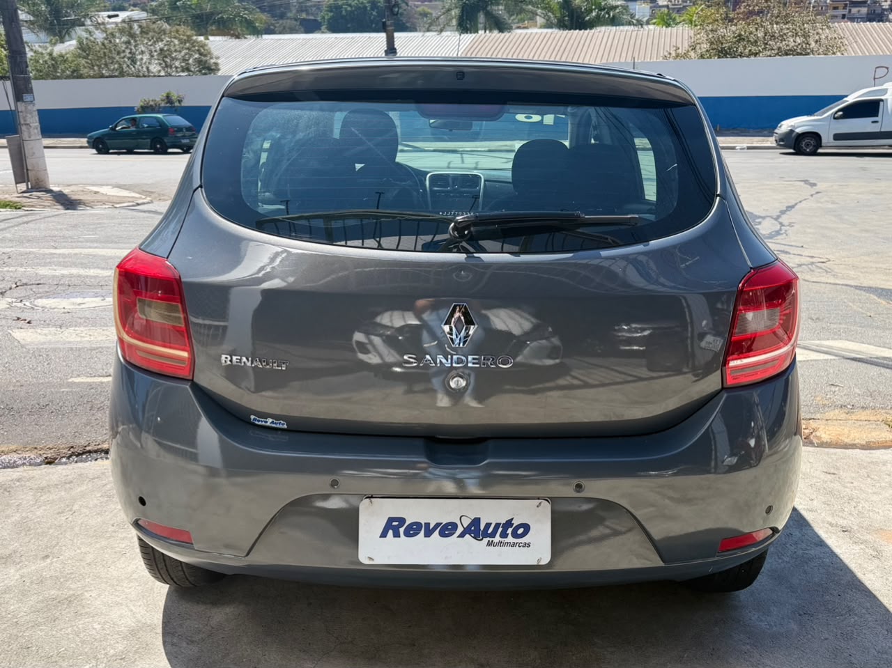 RENAULT SANDERO
