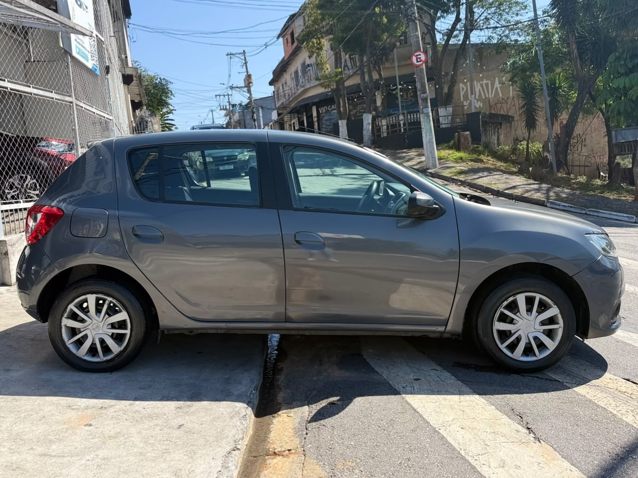 RENAULT SANDERO