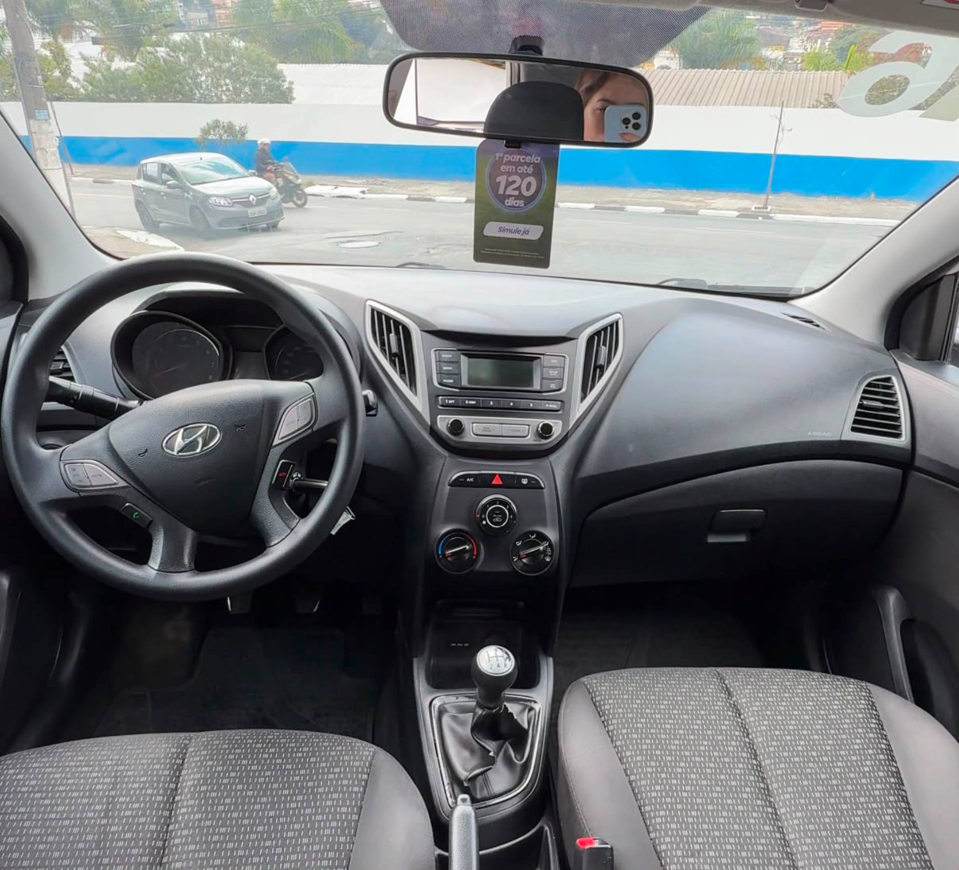 HYUNDAI HB20