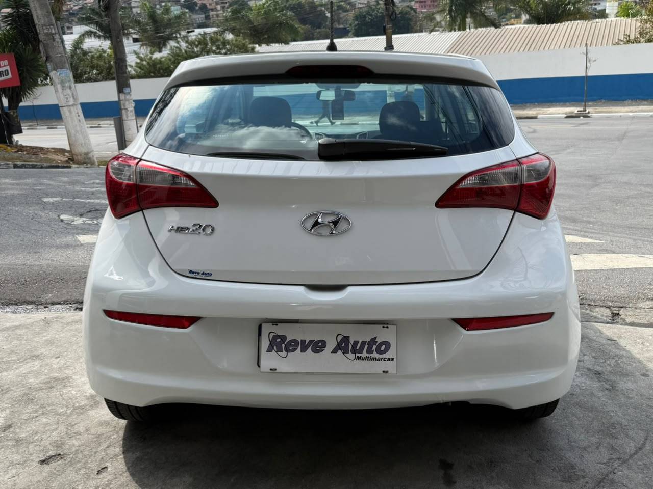 HYUNDAI HB20