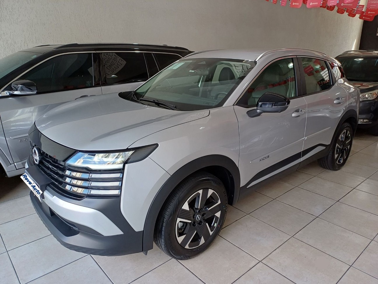 NISSAN KICKS