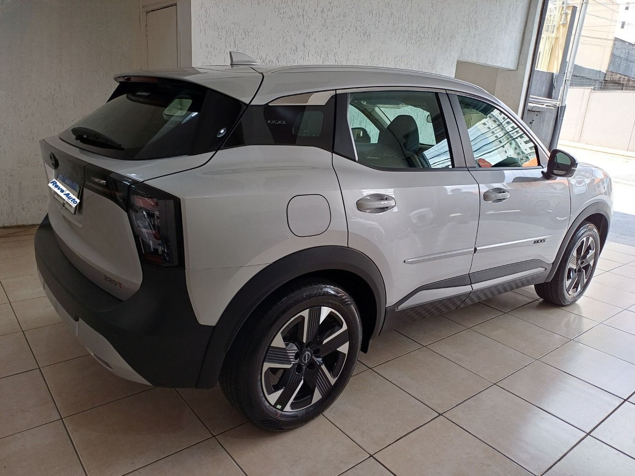 NISSAN KICKS