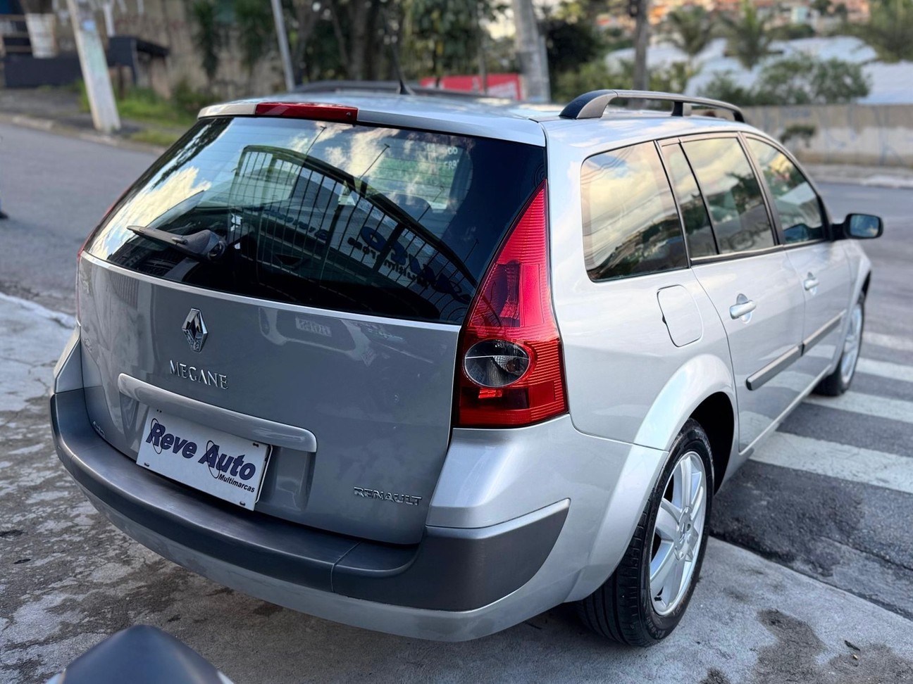 RENAULT MEGANE