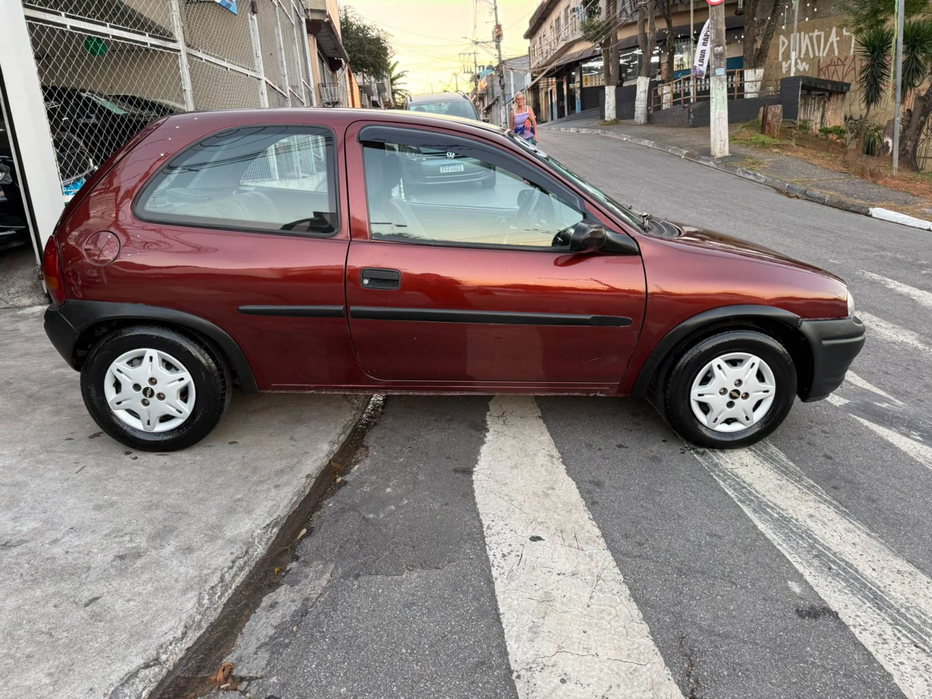 CHEVROLET CORSA