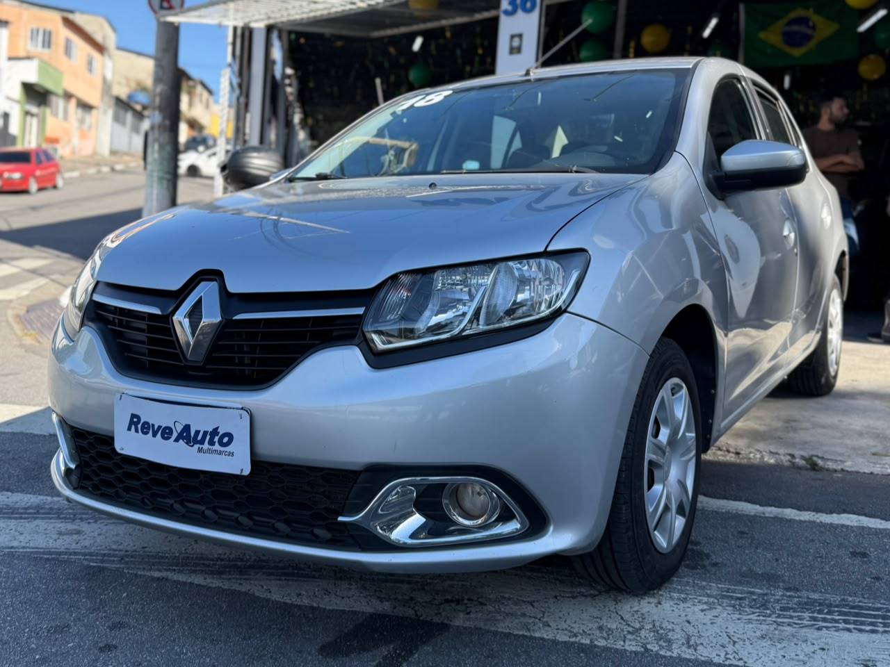 RENAULT LOGAN
