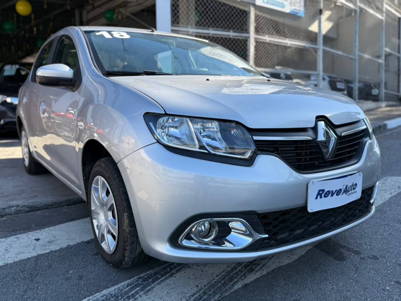 RENAULT LOGAN