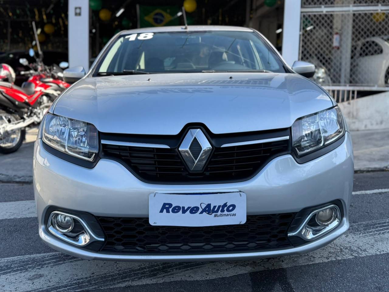 RENAULT LOGAN