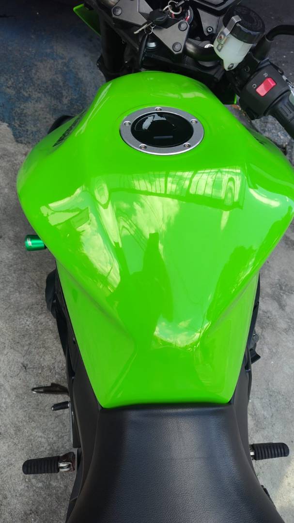 KAWASAKI Z750