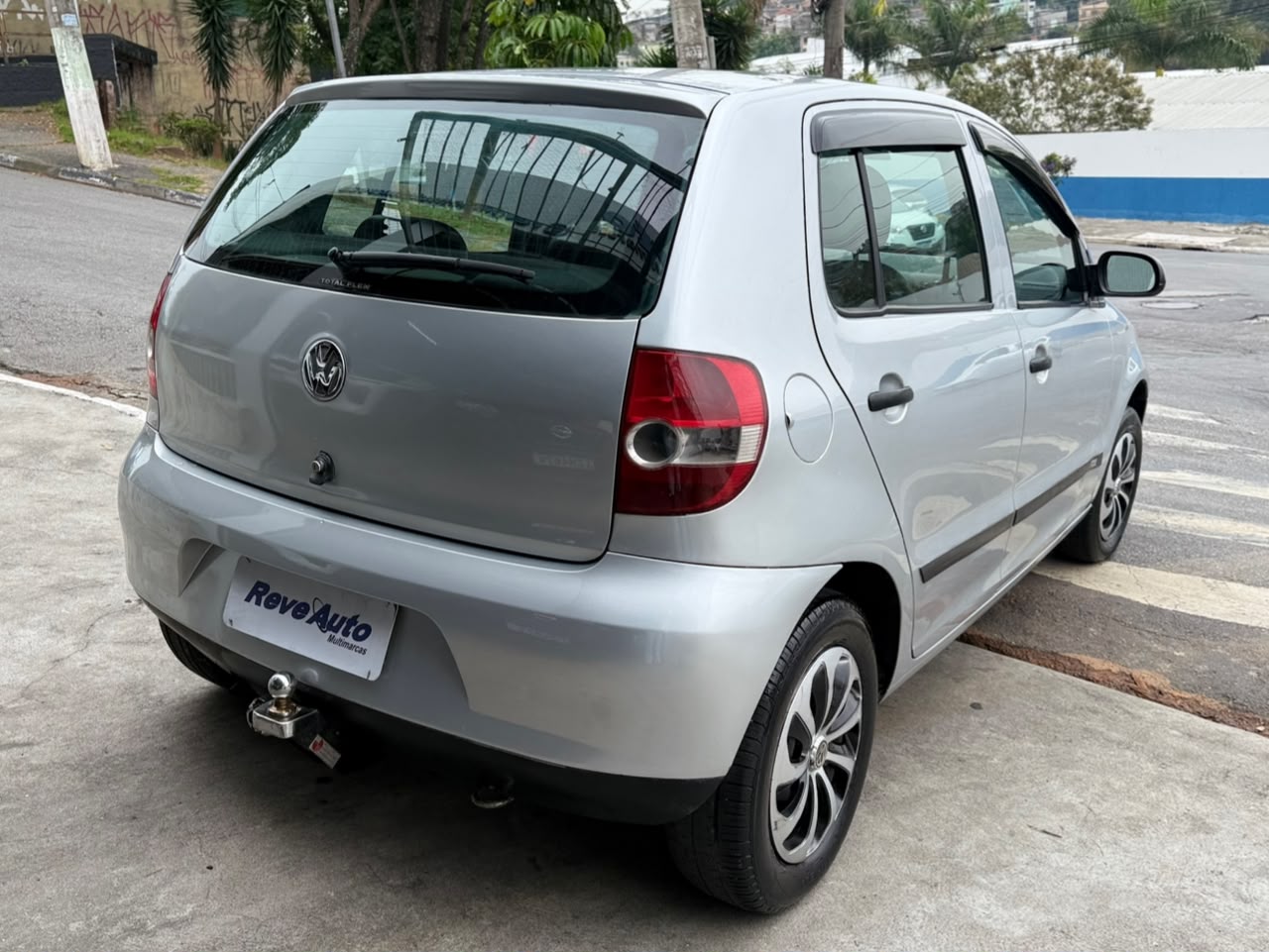 VOLKSWAGEN FOX