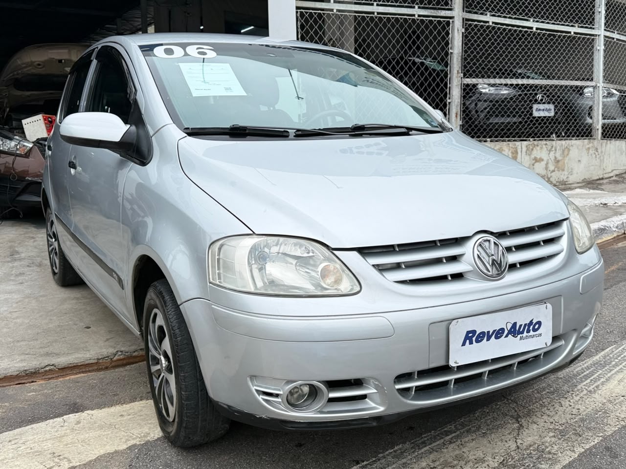 VOLKSWAGEN FOX