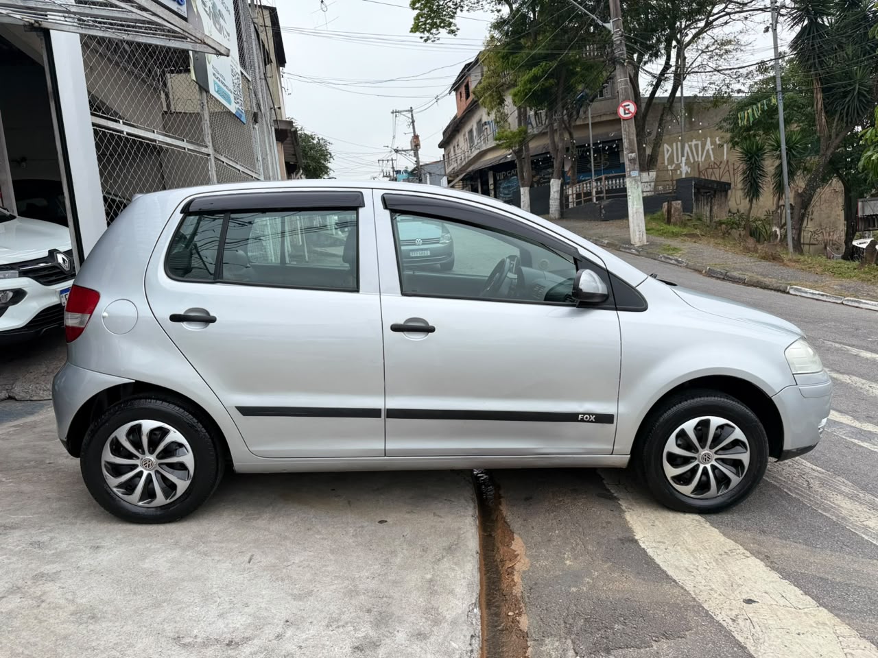 VOLKSWAGEN FOX