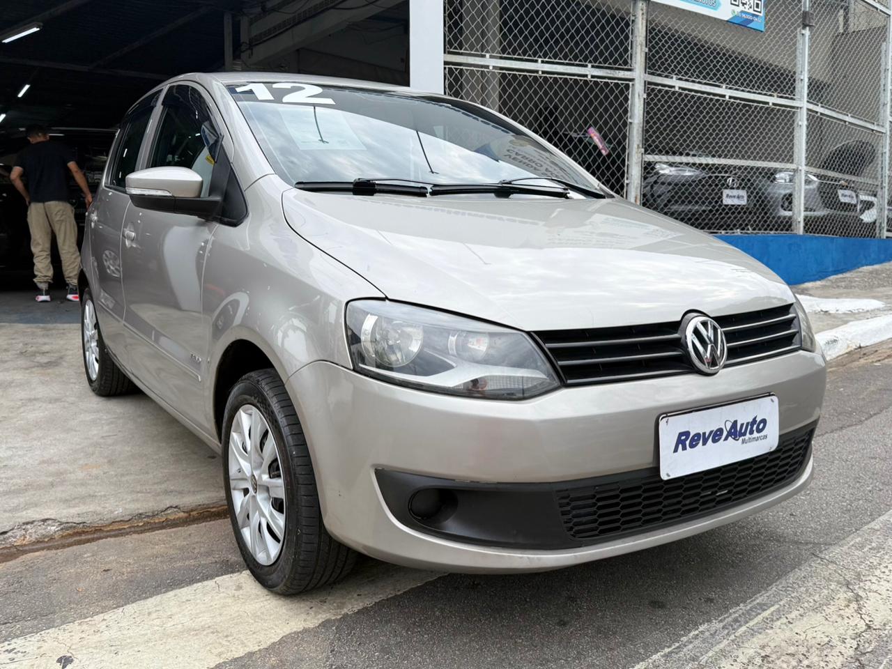 VOLKSWAGEN FOX