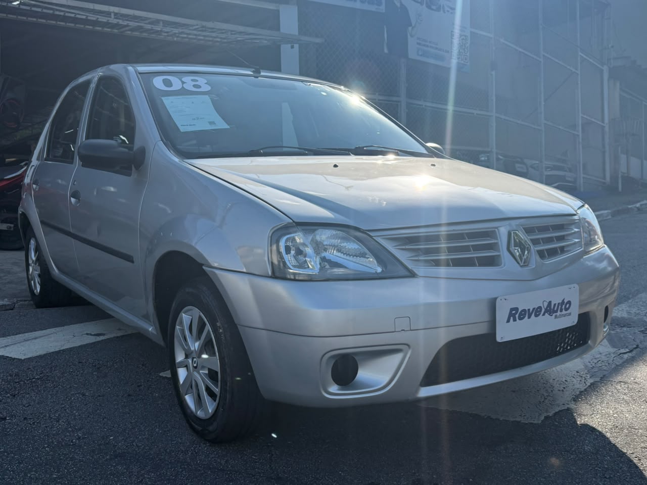RENAULT LOGAN